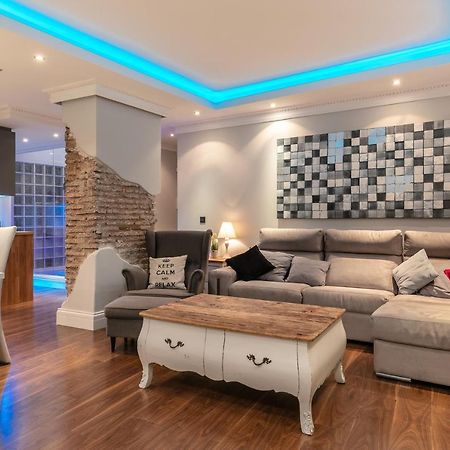 Weforyou 2 Bedrooms Penthouse At Malaga Center מראה חיצוני תמונה