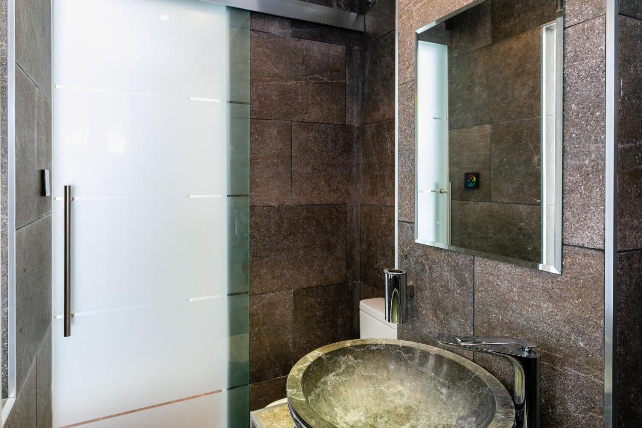 Weforyou 2 Bedrooms Penthouse At Malaga Center מראה חיצוני תמונה