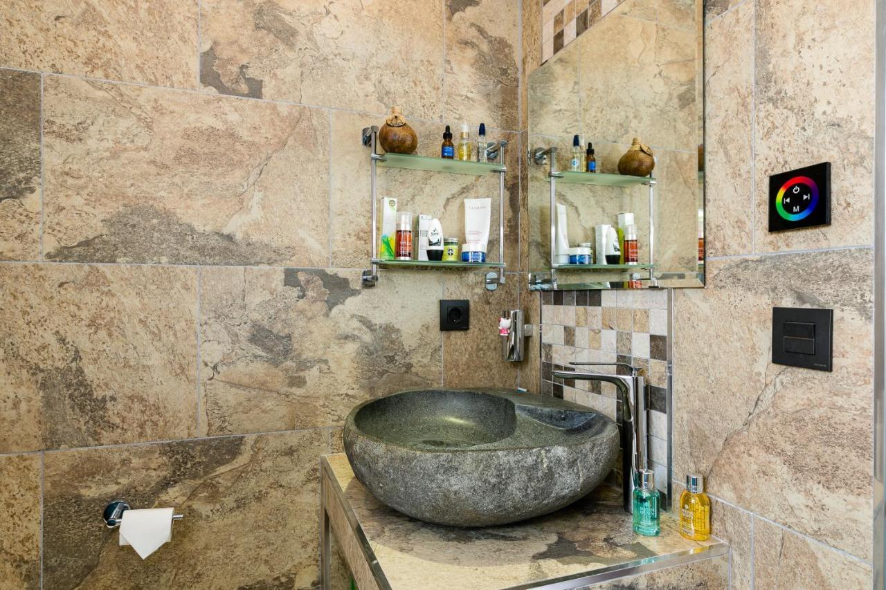 Weforyou 2 Bedrooms Penthouse At Malaga Center מראה חיצוני תמונה