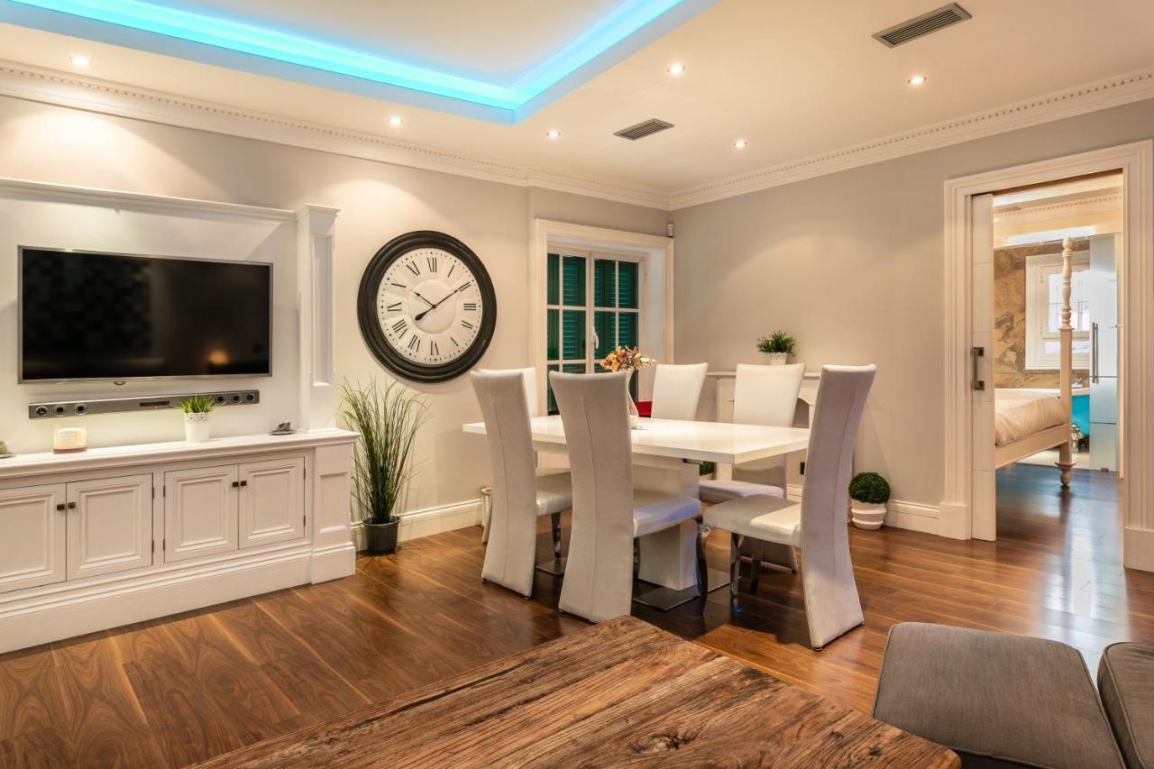 Weforyou 2 Bedrooms Penthouse At Malaga Center מראה חיצוני תמונה